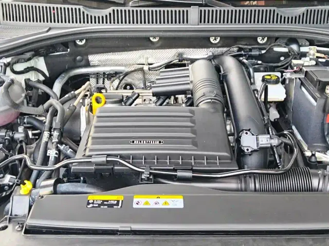 Volkswagen Sagitar — Фото автомобиля 10