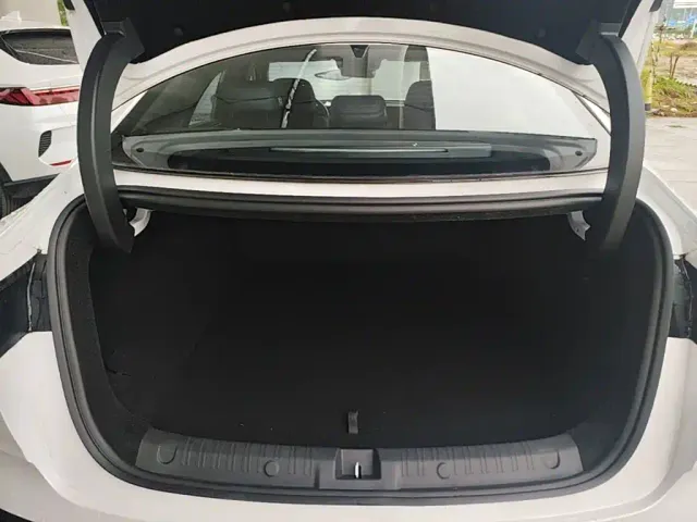 BYD Qin L — Фото автомобиля 18