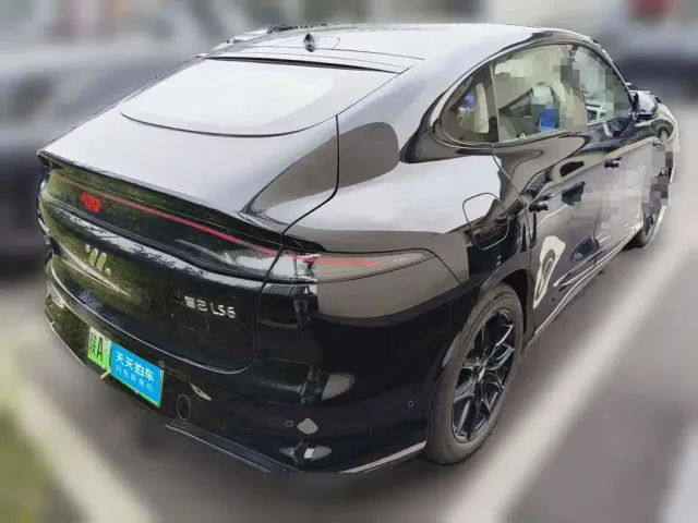 IM Motors LS6 — Фото автомобиля 2