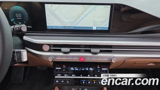 Hyundai Grandeur GN7 — Фото автомобиля 14