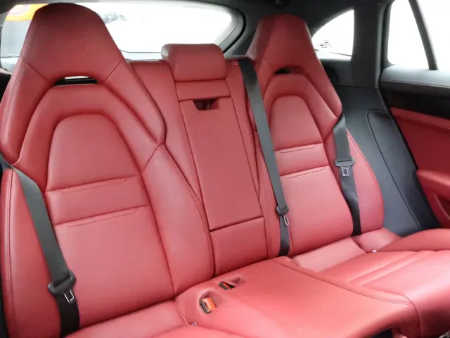 Porsche Panamera — Фото автомобиля 15