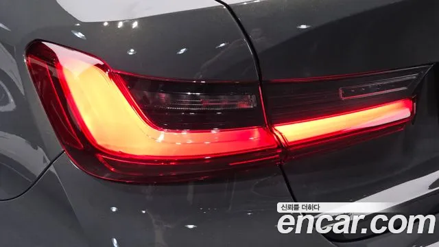 BMW 3-Series 3 серия (G20) 320i M Sport — Фото автомобиля 23
