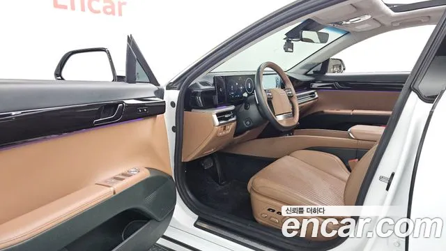Hyundai Grandeur GN7 — Фото автомобиля 15