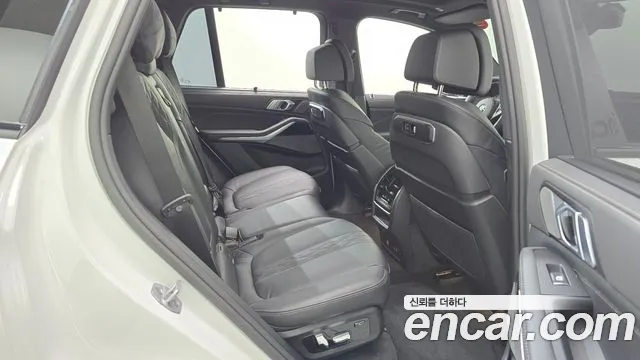 BMW X5 xDrive 40i M Sport — Фото автомобиля 4