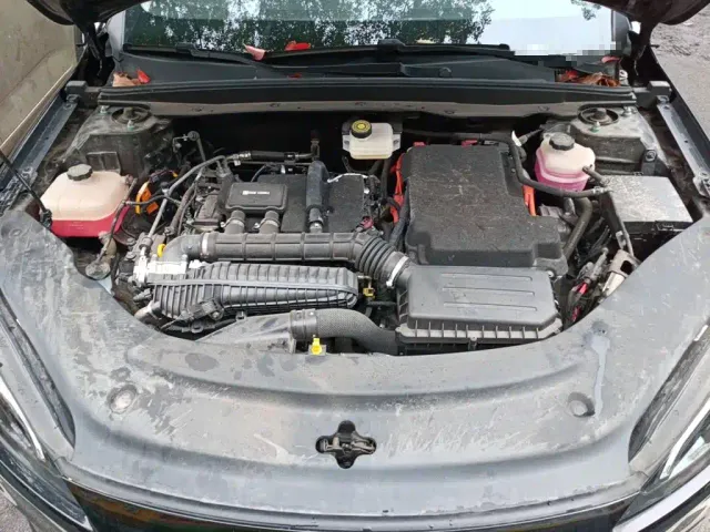 BYD Seal 05 DM-i — Фото автомобиля 21