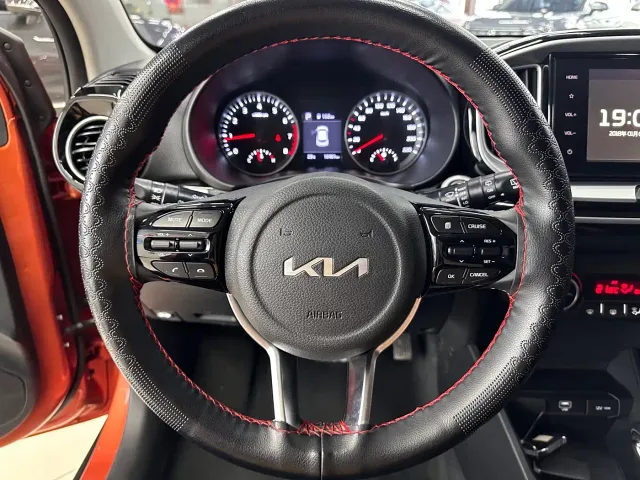 Kia KX1 — Фото автомобиля 10