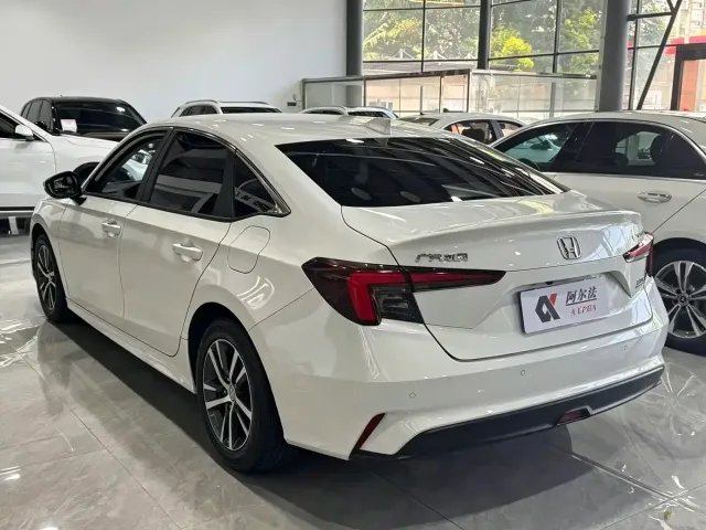 Honda Integra — Фото автомобиля 4