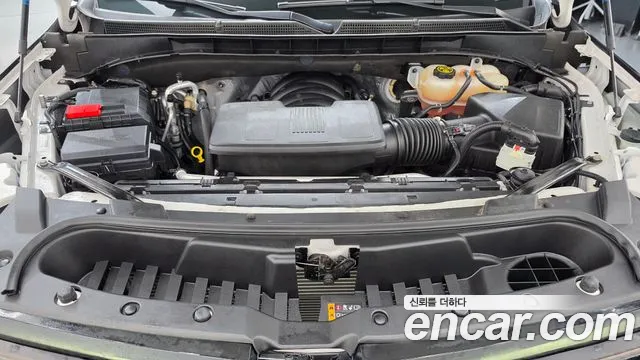 Cadillac Escalade 5th Gen — Фото автомобиля 9