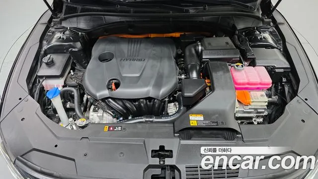 Hyundai Grandeur (New) Hybrid — Фото автомобиля 9