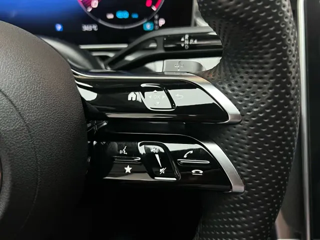 Mercedes-Benz C-Class — Фото автомобиля 24