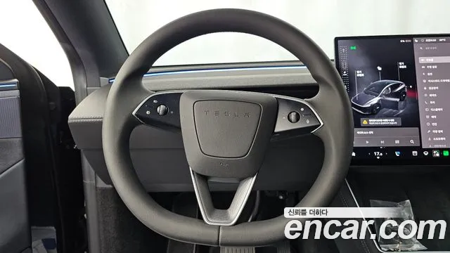 Tesla Model Y — Фото автомобиля 19