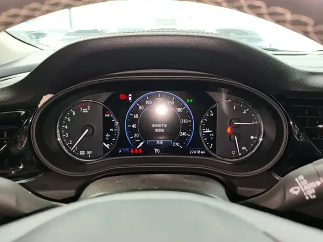 Buick Regal — Фото автомобиля 11