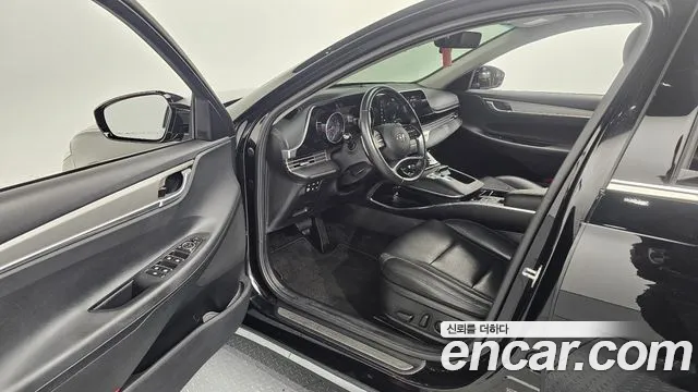 Hyundai Grandeur New — Фото автомобиля 10