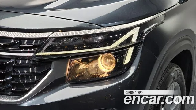 Kia Seltos — Фото автомобиля 7