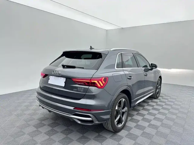 Audi Q3 — Фото автомобиля 6