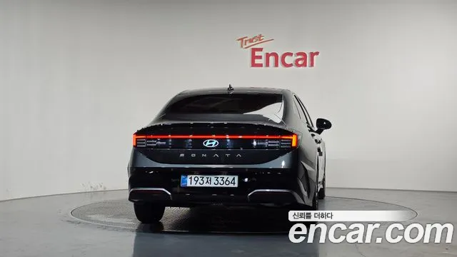 Hyundai Sonata Exclusive — Фото автомобиля 2