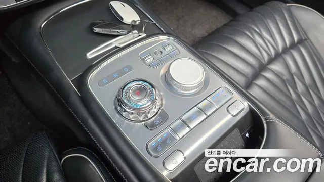 Genesis G90 RS4 — Фото автомобиля 9