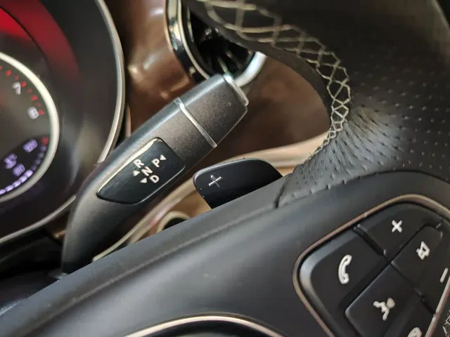Mercedes-Benz V-Class — Фото автомобиля 18
