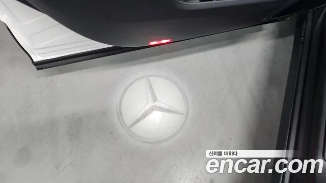 Mercedes-Benz EQB — Фото автомобиля 11