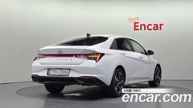 Hyundai AVANTE Avante (CN7) — Фото автомобиля 2
