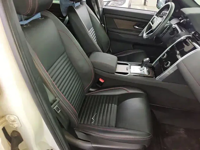 Land Rover Discovery Sport — Фото автомобиля 24