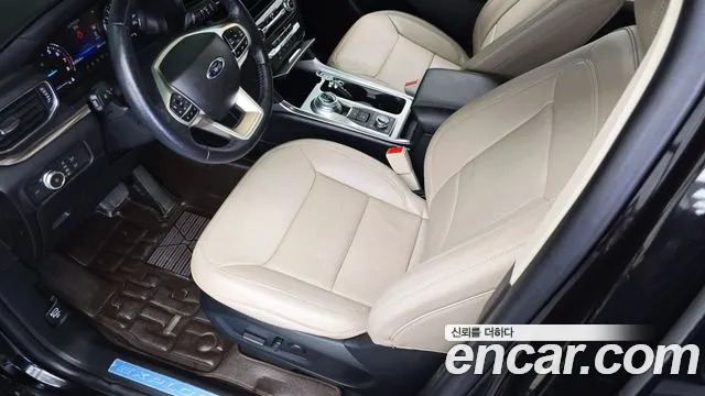 Ford Explorer Generation 6 — Фото автомобиля 18