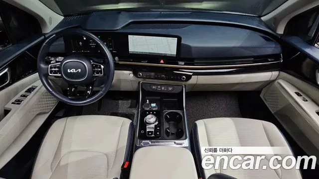Kia Carnival — Фото автомобиля 10