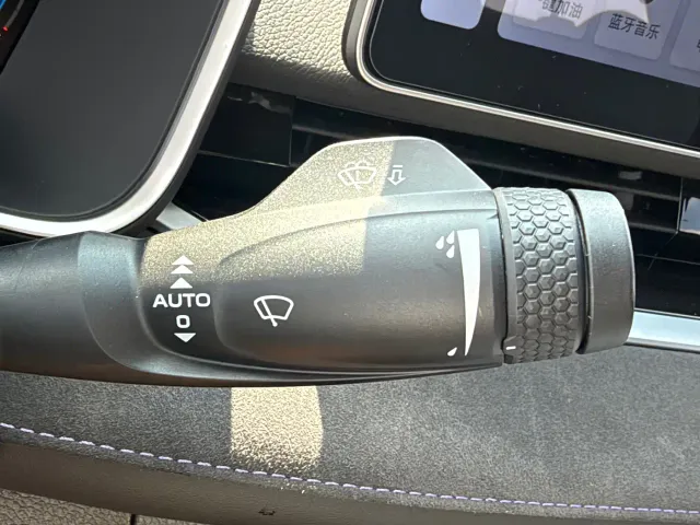 Geely Xingrui — Фото автомобиля 29