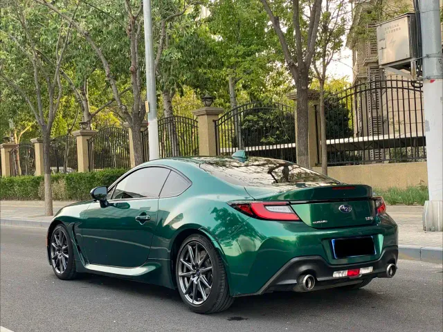 Subaru BRZ — Фото автомобиля 6