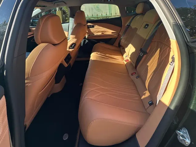 Geely Galaxy Xingyao 8 — Фото автомобиля 8