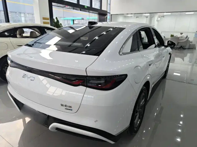 BYD Seal 06 — Фото автомобиля 6