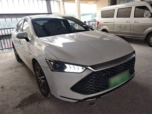 BYD Qin PLUS 2021 DM-i 55KM Flagship — Фото автомобиля 3