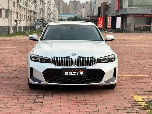 BMW 3 Series — Фото автомобиля 2