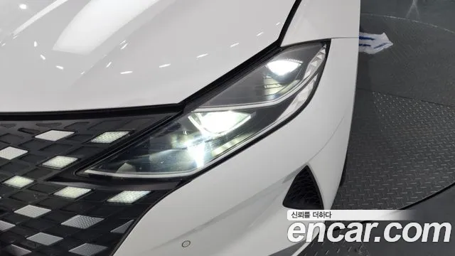 Hyundai Grandeur Новый Grandeur IG — Фото автомобиля 16