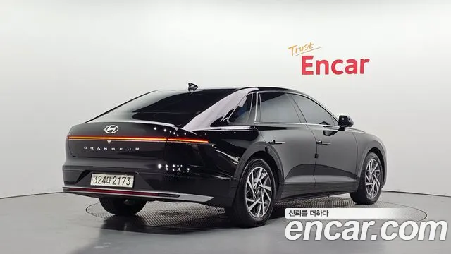 Hyundai Grandeur GN7 — Фото автомобиля 2
