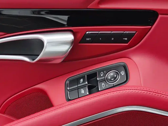 Porsche 718 — Фото автомобиля 7
