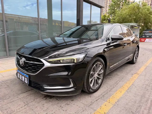 Фотография автомобиля — Buick LaCrosse