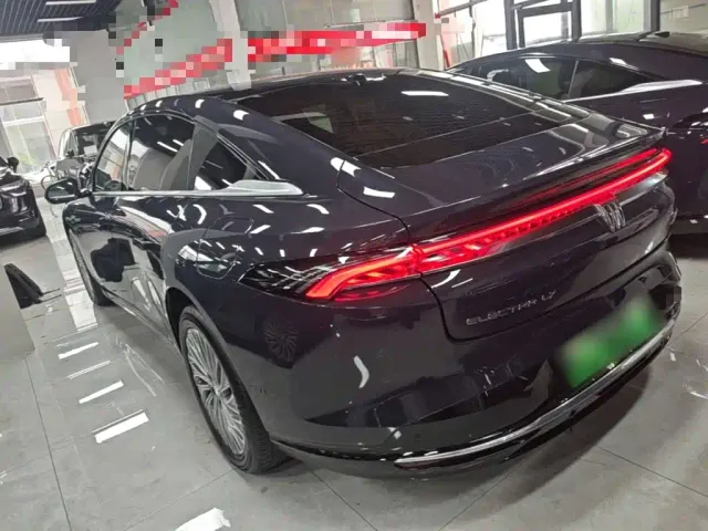Buick Electra L7 — Фото автомобиля 22
