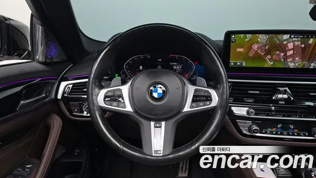 BMW 5 Series G30 — Фото автомобиля 12
