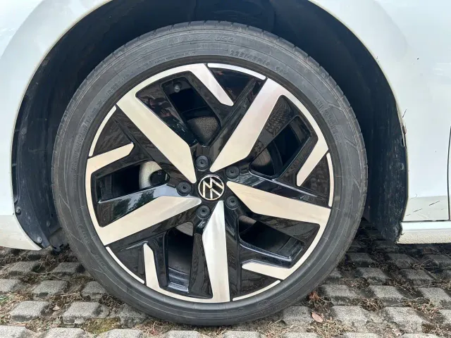 Volkswagen Lamando — Фото автомобиля 12