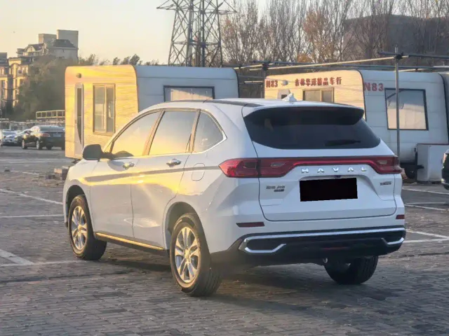 Haval M6 — Фото автомобиля 7