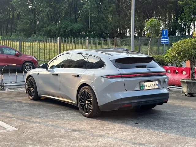 Nio ET5 Touring — Фото автомобиля 20