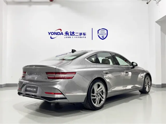 Genesis G80 — Фото автомобиля 4
