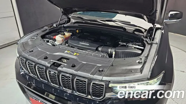 Jeep Cherokee Grand Cherokee(WL) 3.6 Overland — Фото автомобиля 6