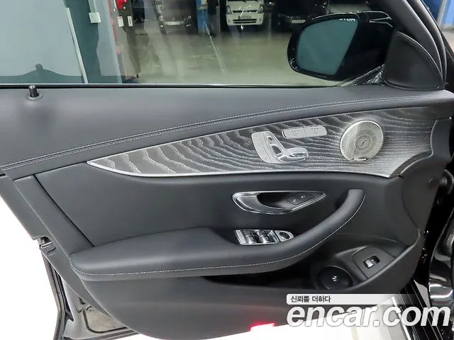 Mercedes-Benz E-Class E-класс W213 E350 4MATIC Exclusive — Фото автомобиля 15