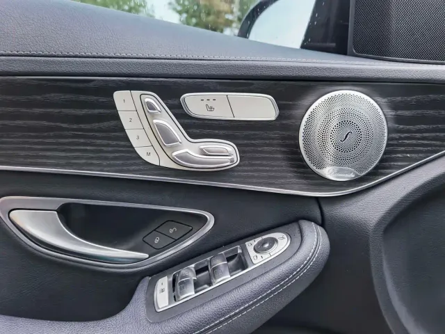 Mercedes-Benz C-Class — Фото автомобиля 3