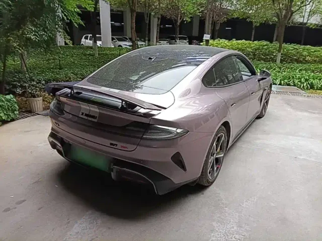 Xiaomi SU7 — Фото автомобиля 6