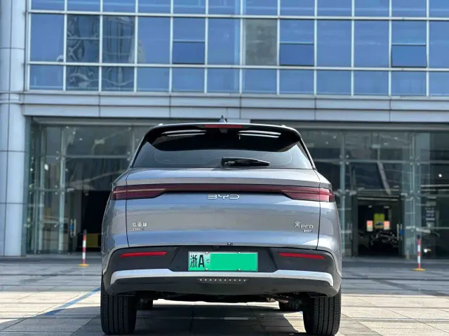 BYD Song Pro — Фото автомобиля 5