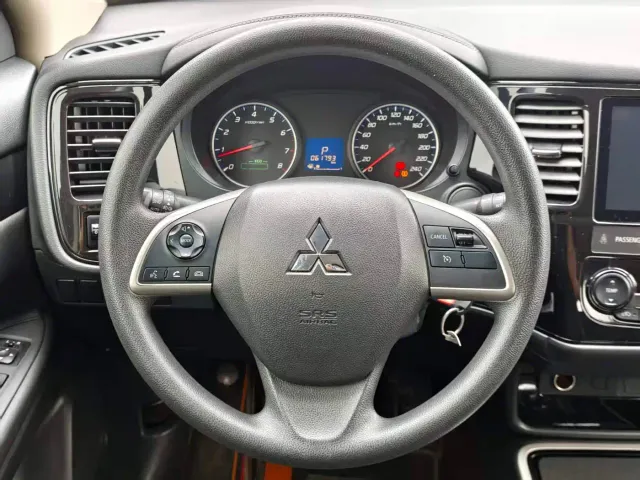 Mitsubishi Outlander — Фото автомобиля 13