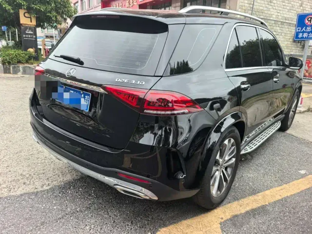 Mercedes-Benz GLE-Class — Фото автомобиля 6